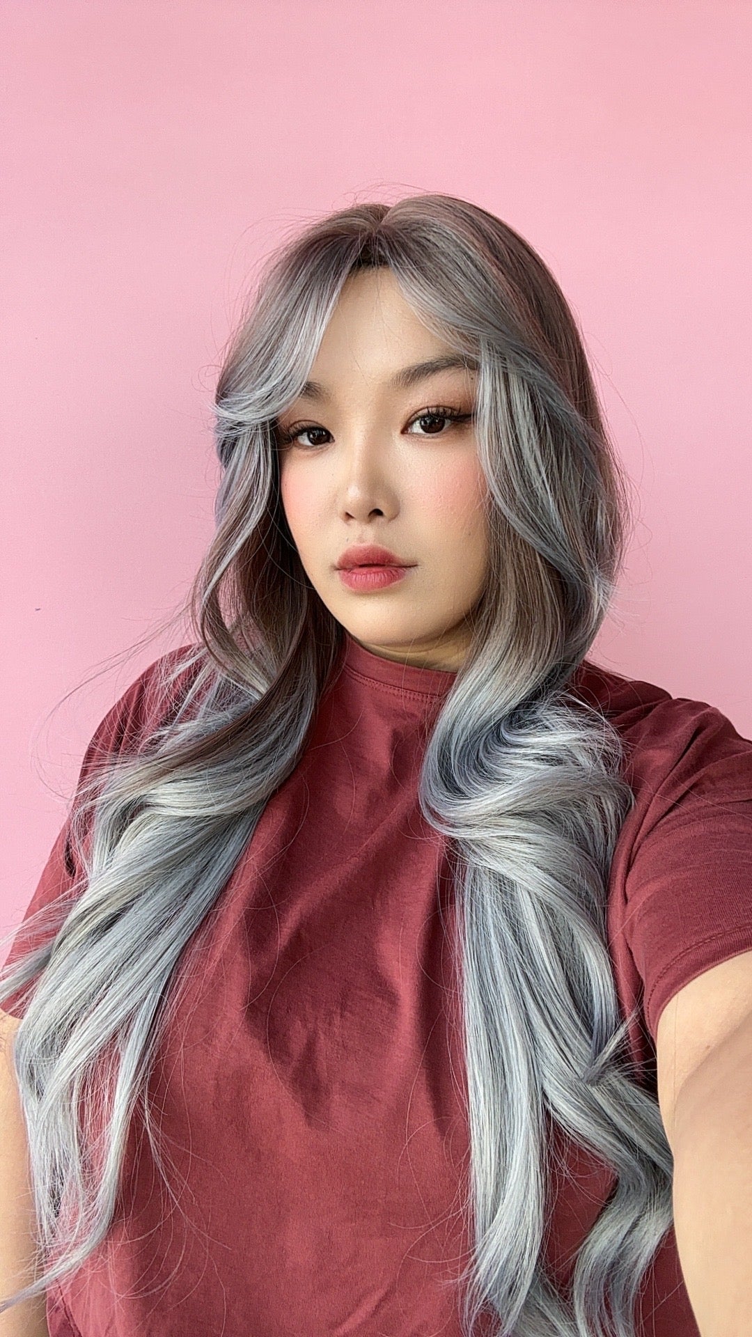 JBEXTENSION 28 Inches Scalpiana Long Curly Light Brown with Grey Highlight 3.5X4 Hard Silky Top Natural Scalp Effect Wig ANTONIA
