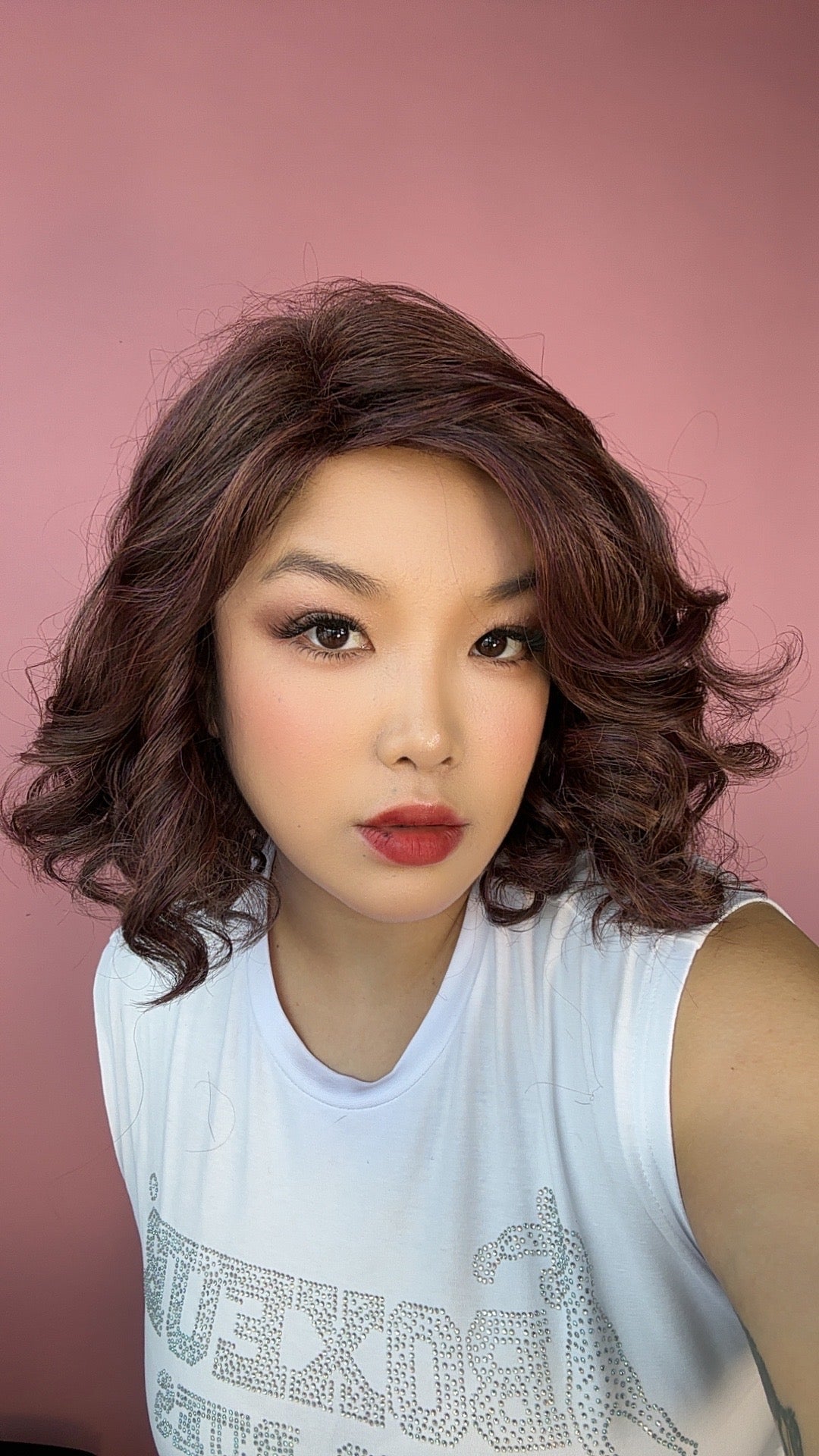 JBEXTENSION 13 Inches Dark Red Curly Women Fashion Full Machine Wig With Bangs BRIANA【PLUS PERMATEASE】【BENDY EAR TABS】