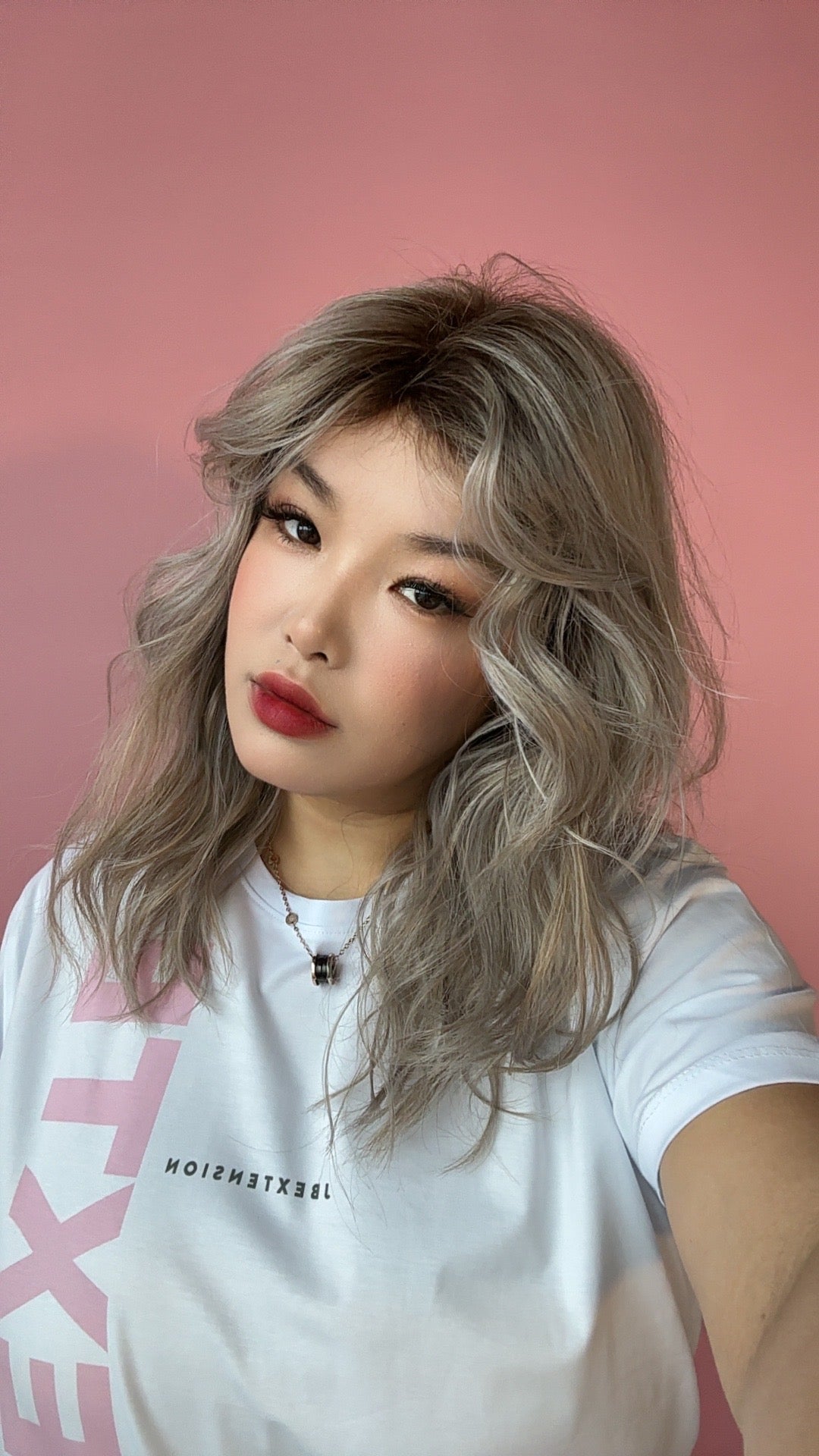 JBEXTENSION 18 Inches Curly Mix Grey Wig with Dark Root Women Fashion Full Machine Wig LACEY【PLUS PERMATEASE】【BENDY EAR TABS】
