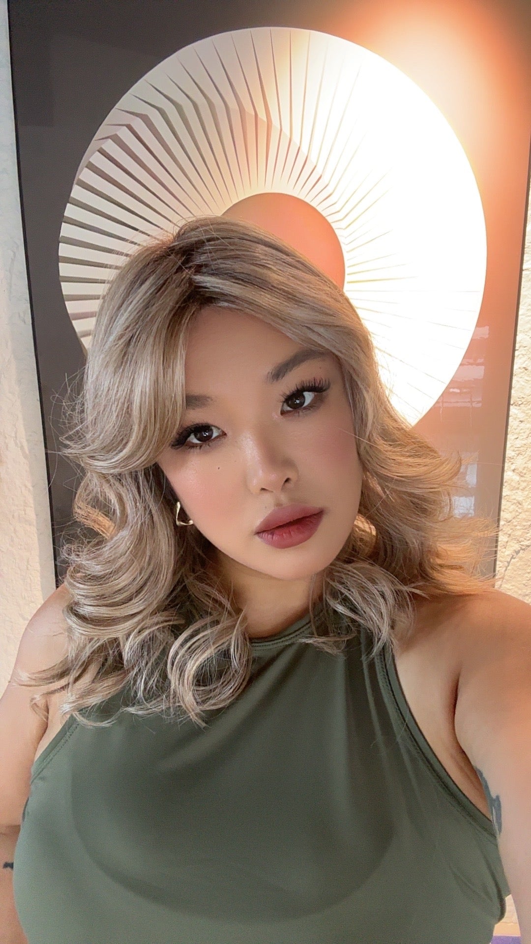 JBEXTENSION 17 Inches Peach Blonde Curly Women Fashion Full Machine Wig SANDRA【PLUS PERMATEASE】【BENDY EAR TABS】