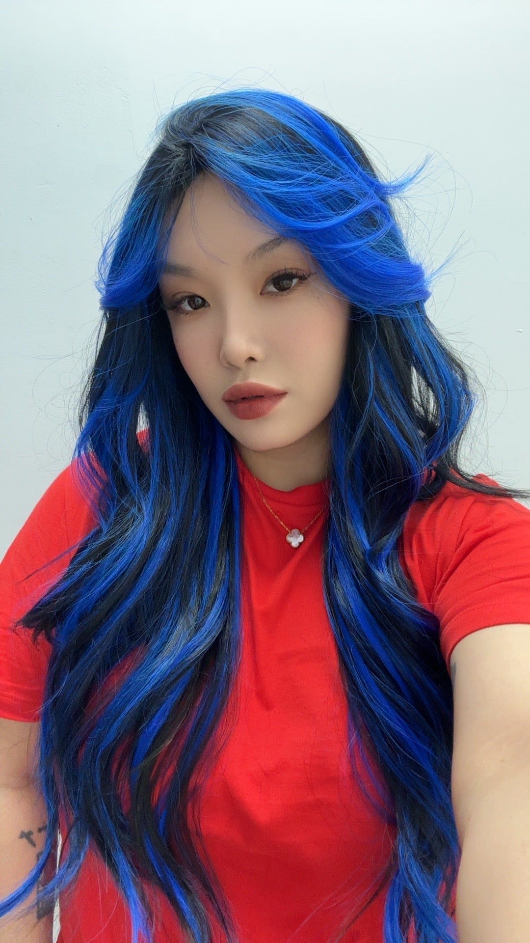 Get the Influencer Look with 28 Inches Long Black With Blue Highlight Wave Wig With Bangs BLUEBERRY
