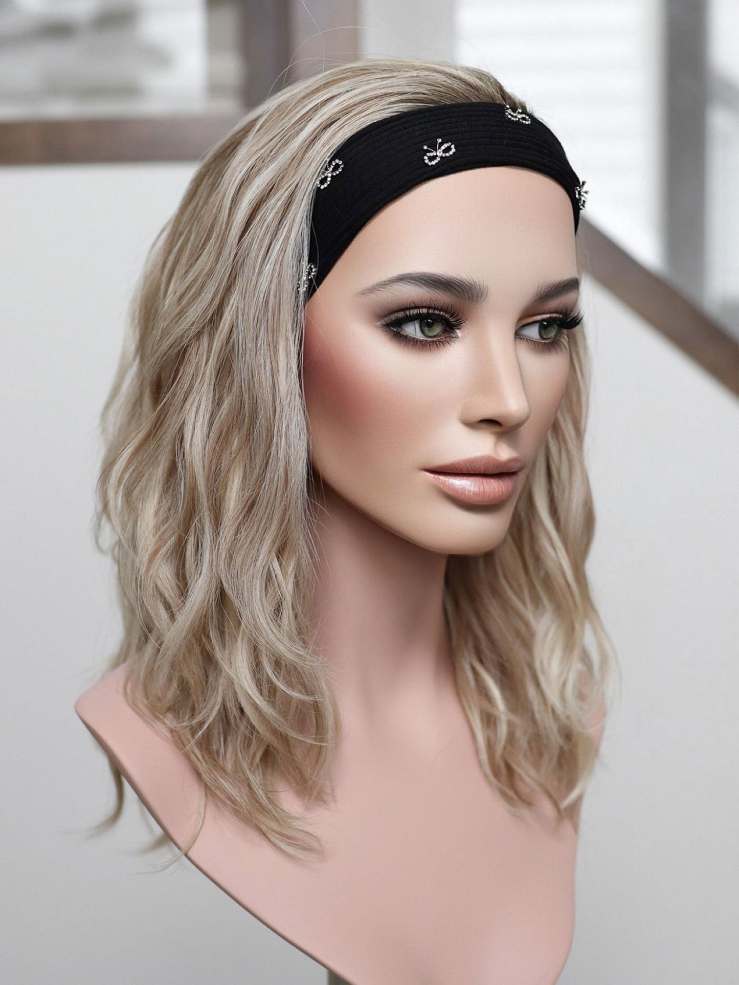 20" Kassidy Wavy Bandfall (M) (FINAL SALE)