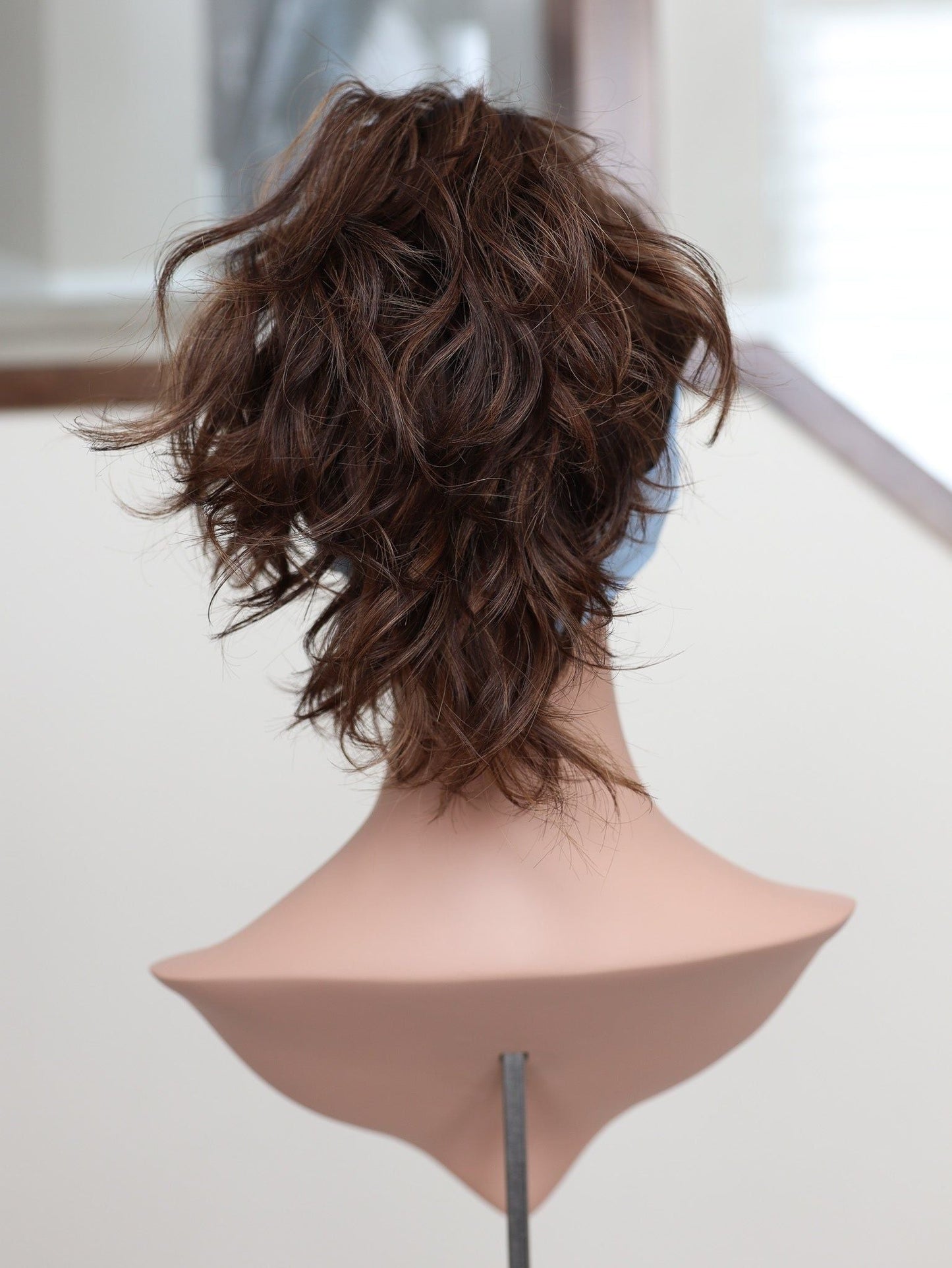 22" Mia Wavy Active Pony Wig (S)