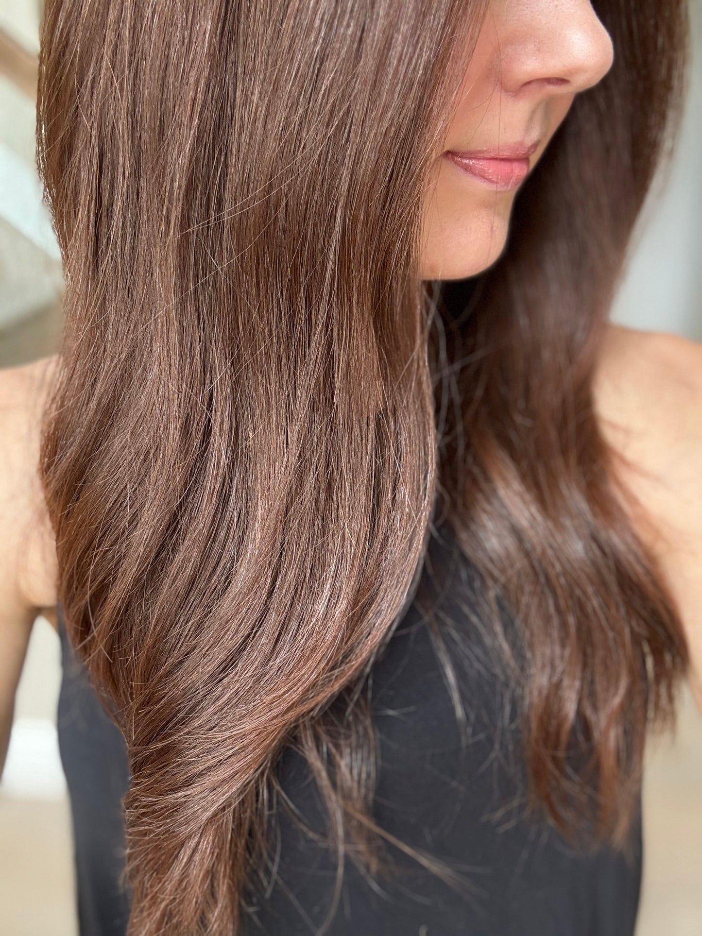 Euro Wig #4: 22" Warm Brown Comfort Cap (M)