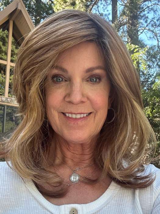 Joy | Synthetic Lace Front Wig (Mono Part)