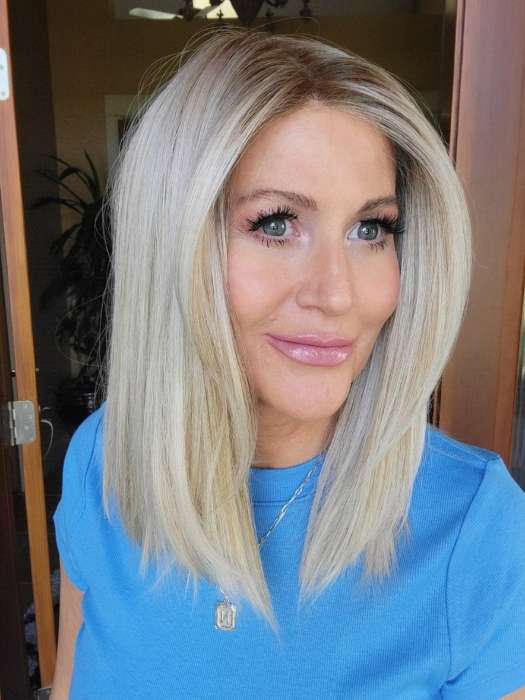 Calabasas | Synthetic Lace Front Wig (Mono Part)