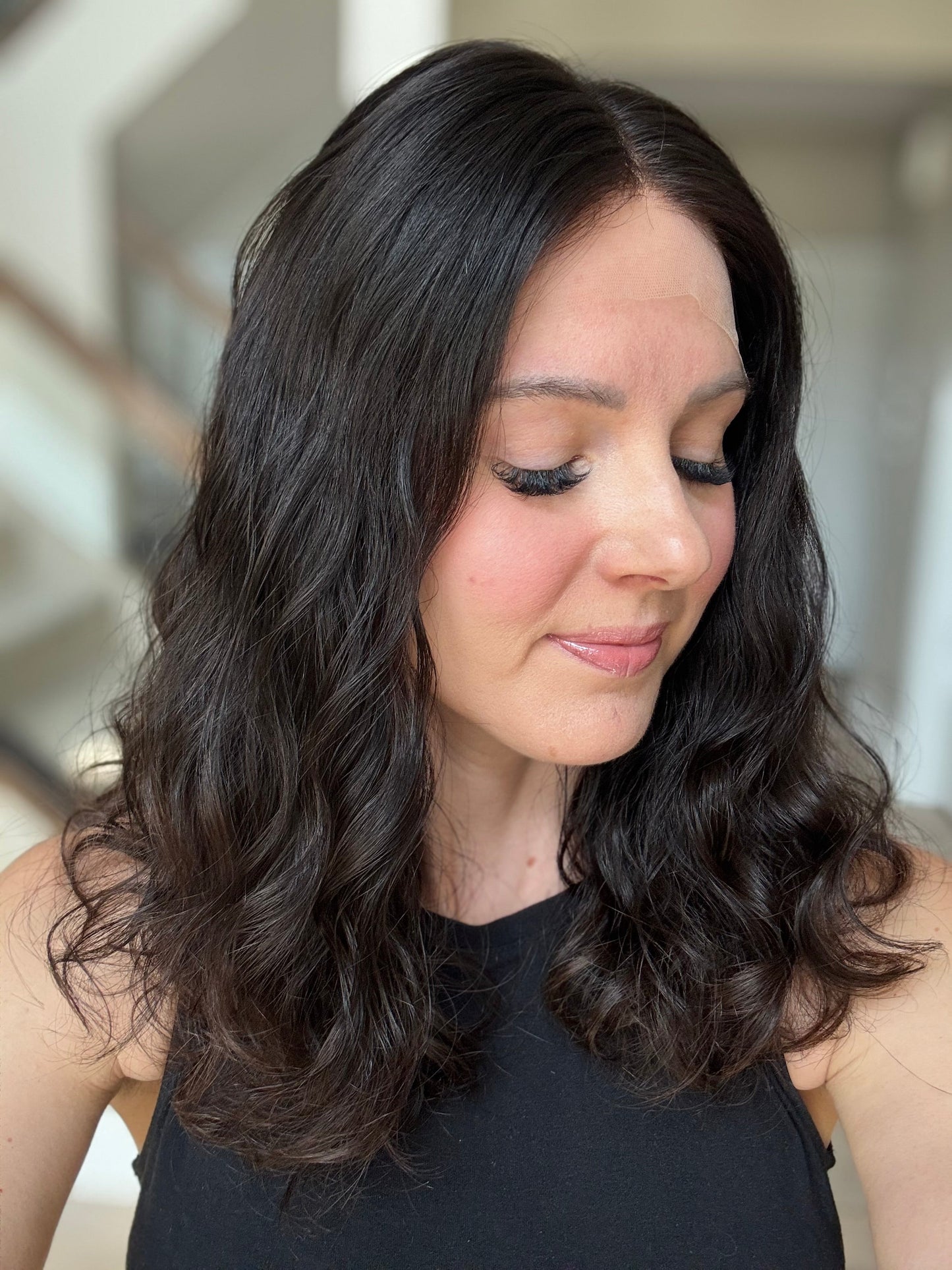 18" Zara Wavy Luxury Cap Lace Top Wig (XS)