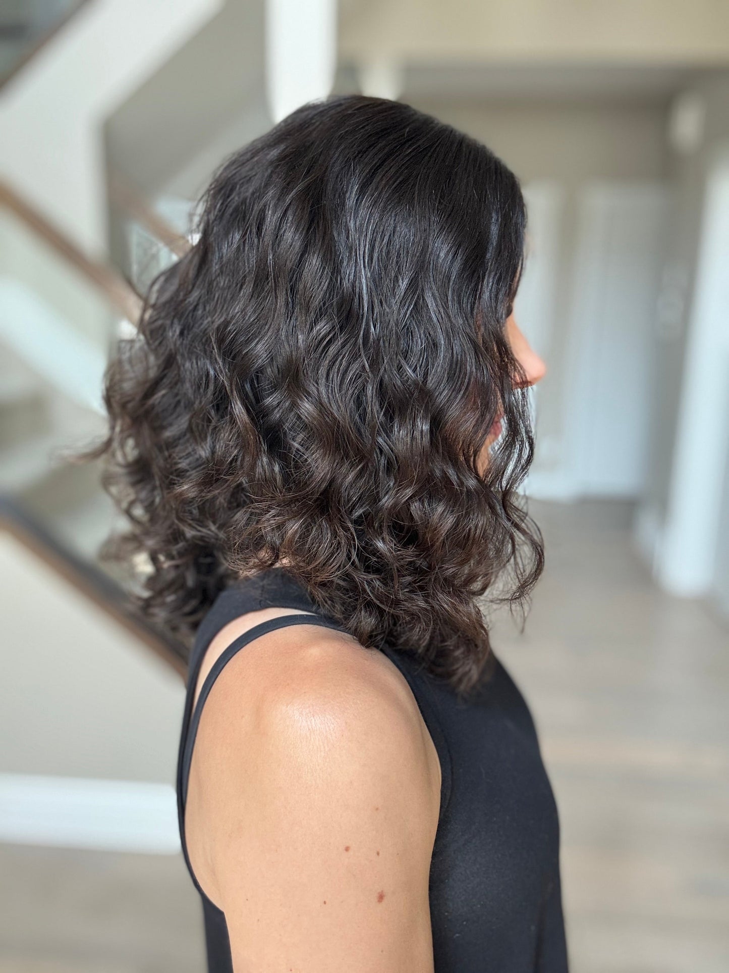 16" Mira Wavy Luxury Cap Lace Top Wig (S)