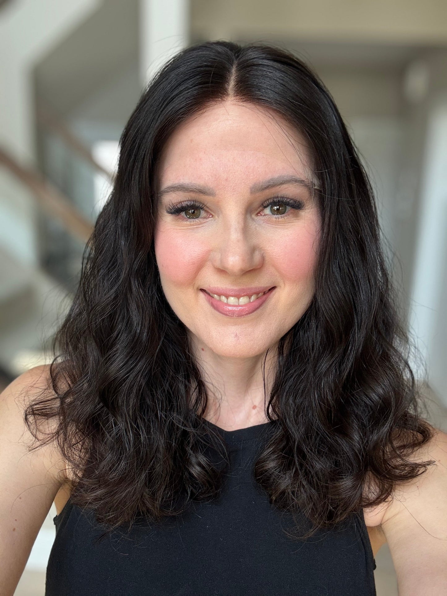 18" Zara Wavy Luxury Cap Lace Top Wig (XS)