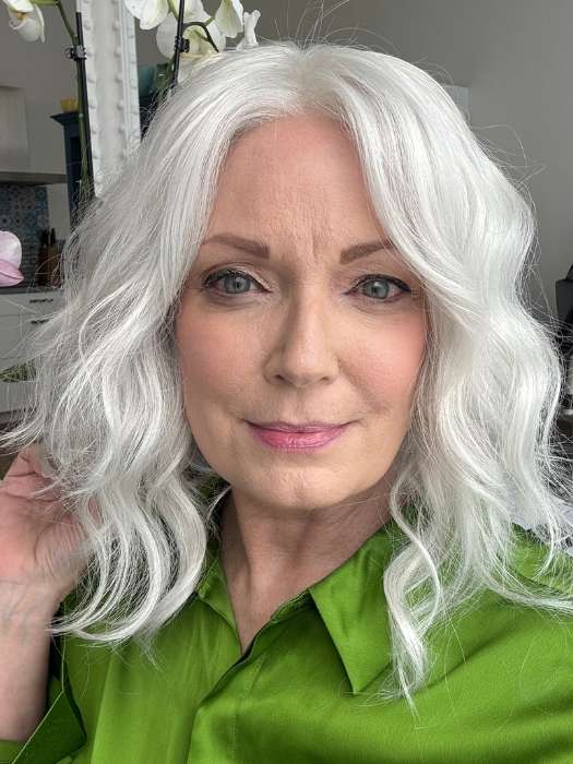 Julianne Lite Petite | Synthetic Lace Front Wig (Hand Tied)