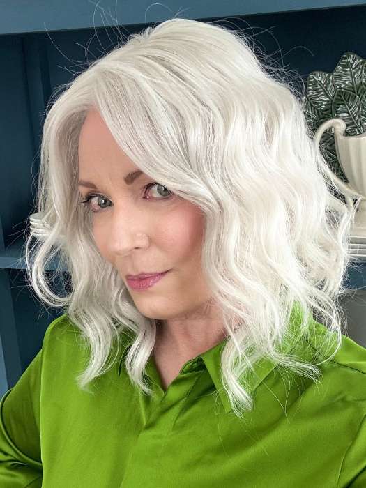 Julianne Lite Petite | Synthetic Lace Front Wig (Hand Tied)