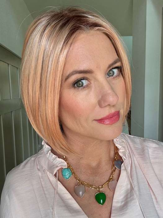 Dua | Synthetic Lace Front Wig (Mono Part)