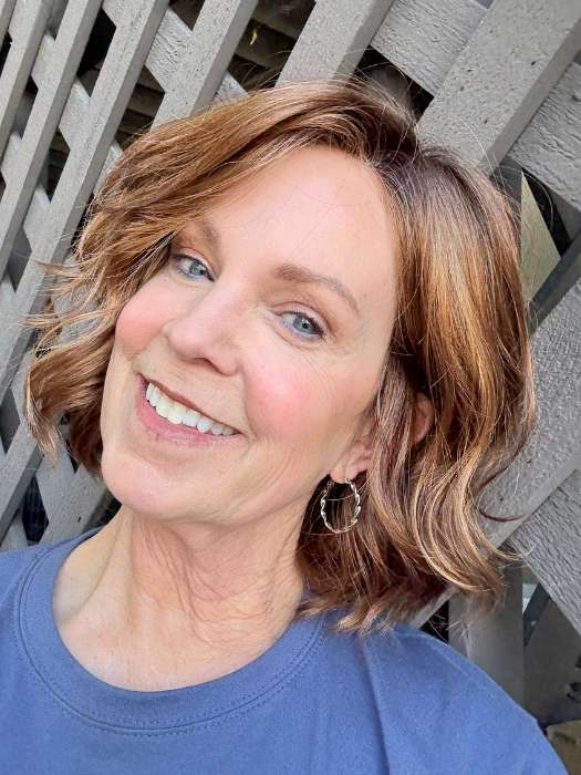 January Petite | Synthetic Lace Front Wig (Mono Top)