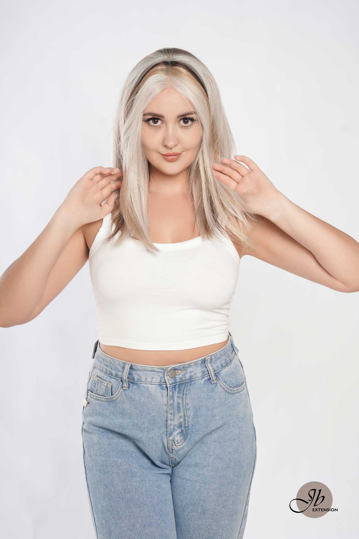 JBEXTENSION 14 Inches Bob Cut Mix Color With Blonde Brown Highlight Free Part Pre-Cut Frontlace Glueless Wig GIULIA BOB CAPPUCCINO (FREE PARTING)