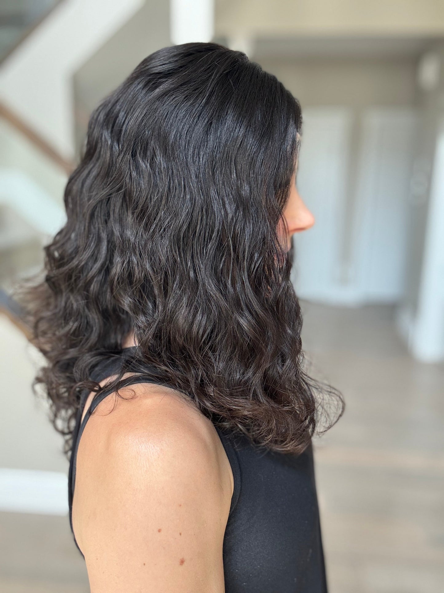 18" Zara Wavy Luxury Cap Lace Top Wig (XS)