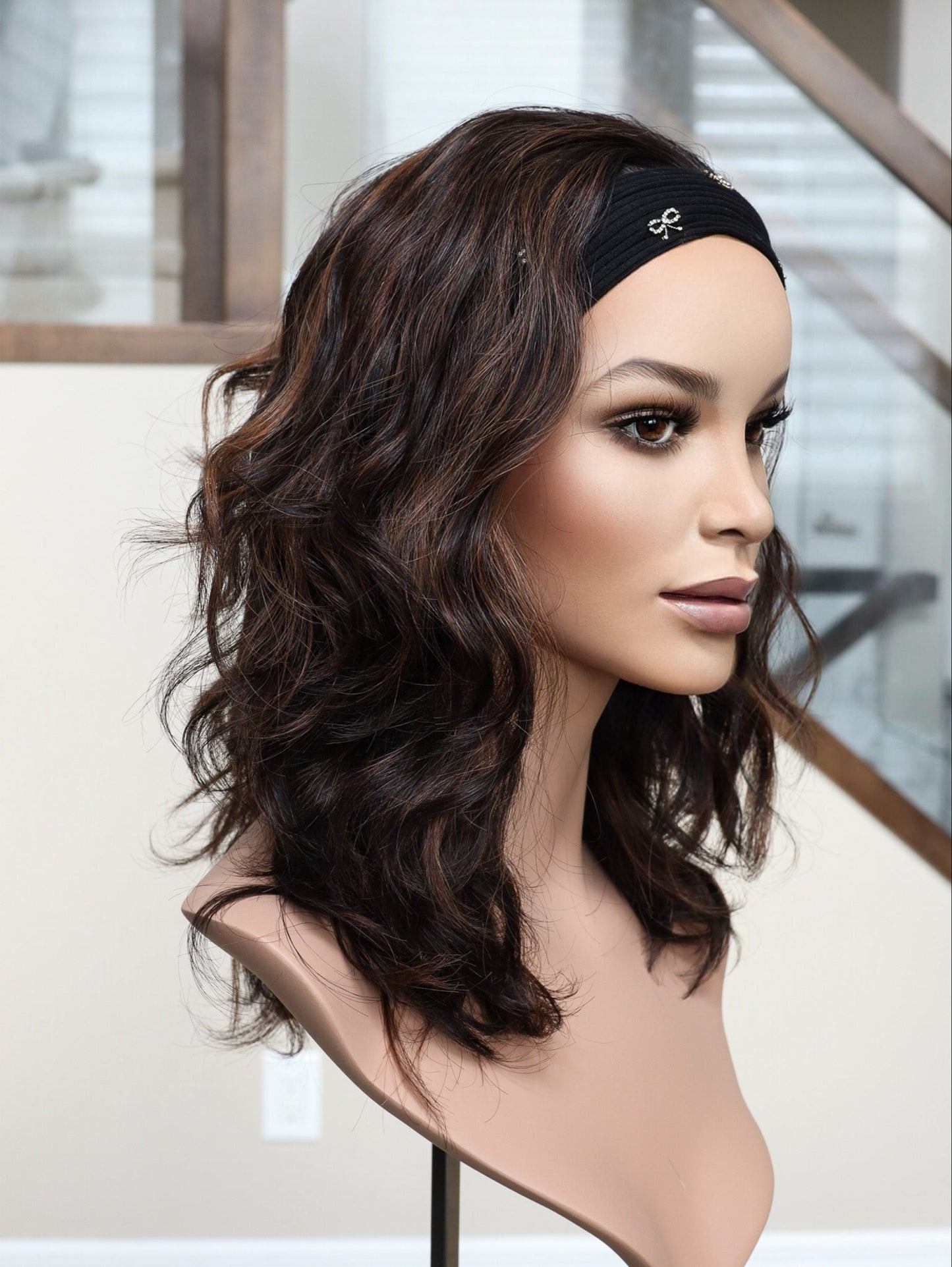 20" Carissa Wavy Bandfall Active Wig (S) (FINAL SALE)