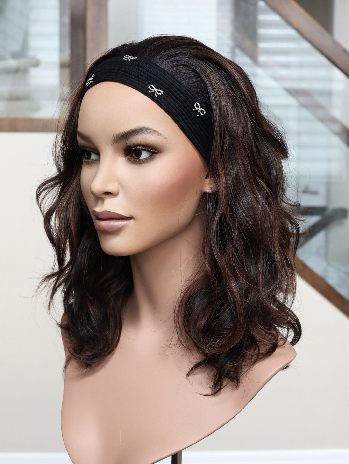 20" Carissa Wavy Bandfall Active Wig (S) (FINAL SALE)