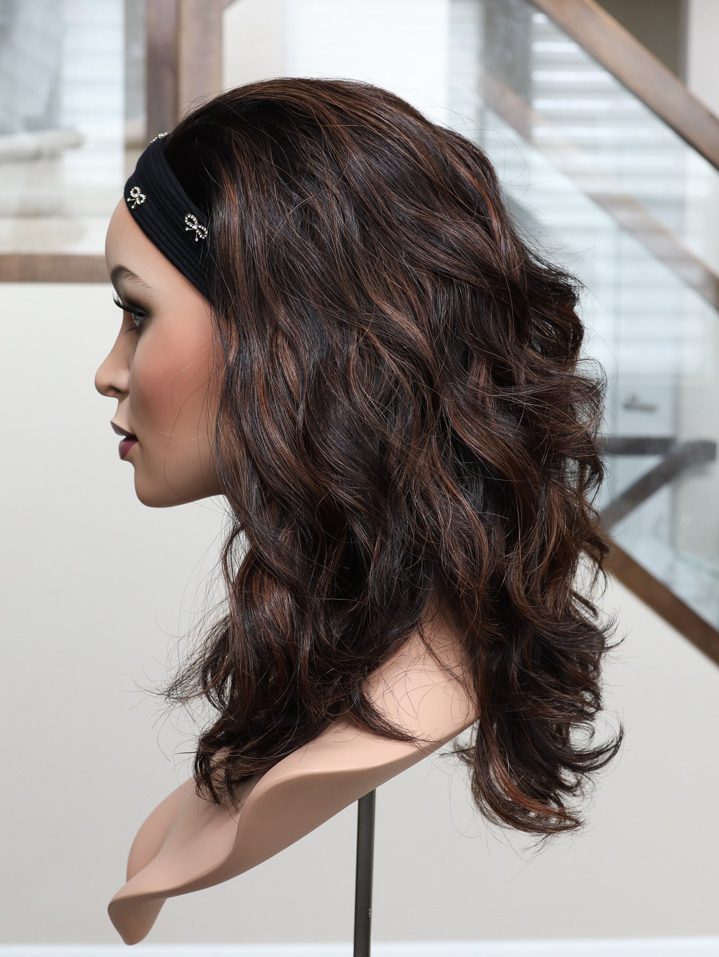 20" Carissa Wavy Bandfall Active Wig (S) (FINAL SALE)