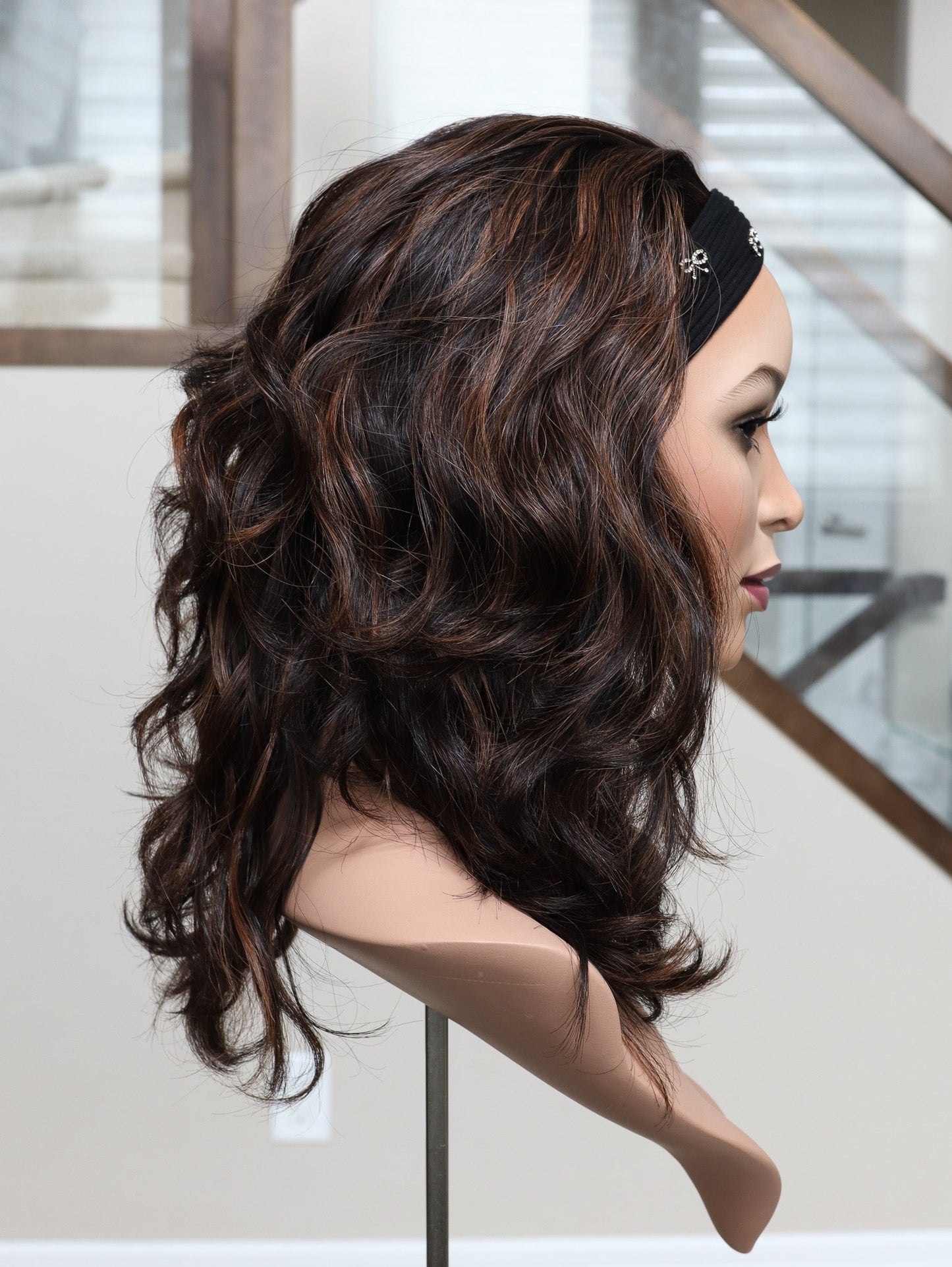 20" Carissa Wavy Bandfall Active Wig (S) (FINAL SALE)