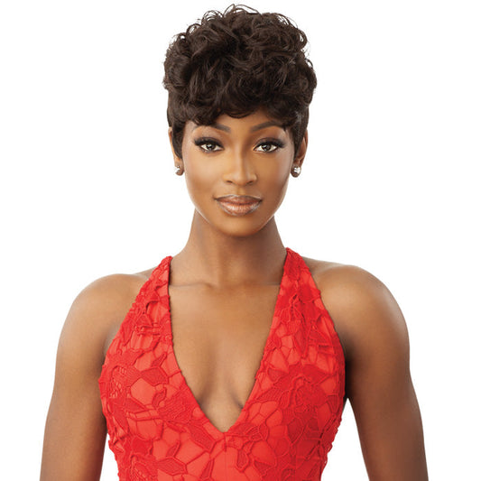 Outre Fab & Fly 100% Unprocessed Human Hair Full Cap Wig - HH LYRA