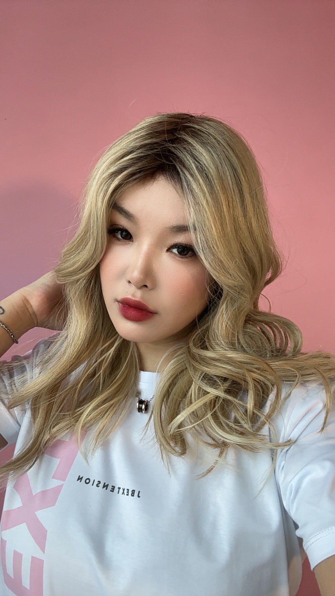 JBEXTENSION 18 Inches Curly Blonde Women Fashion Full Machine Wig LINDSAY【PLUS PERMATEASE】【BENDY EAR TABS】